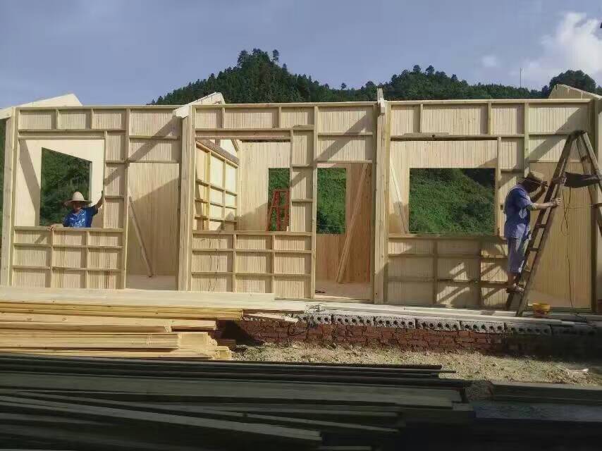 防腐木木屋.jpg 防腐木木屋.jpg