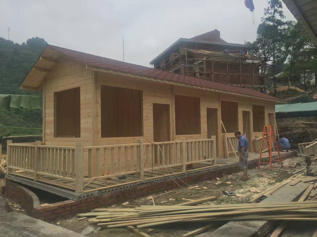 防腐木木屋.jpg 防腐木木屋.jpg