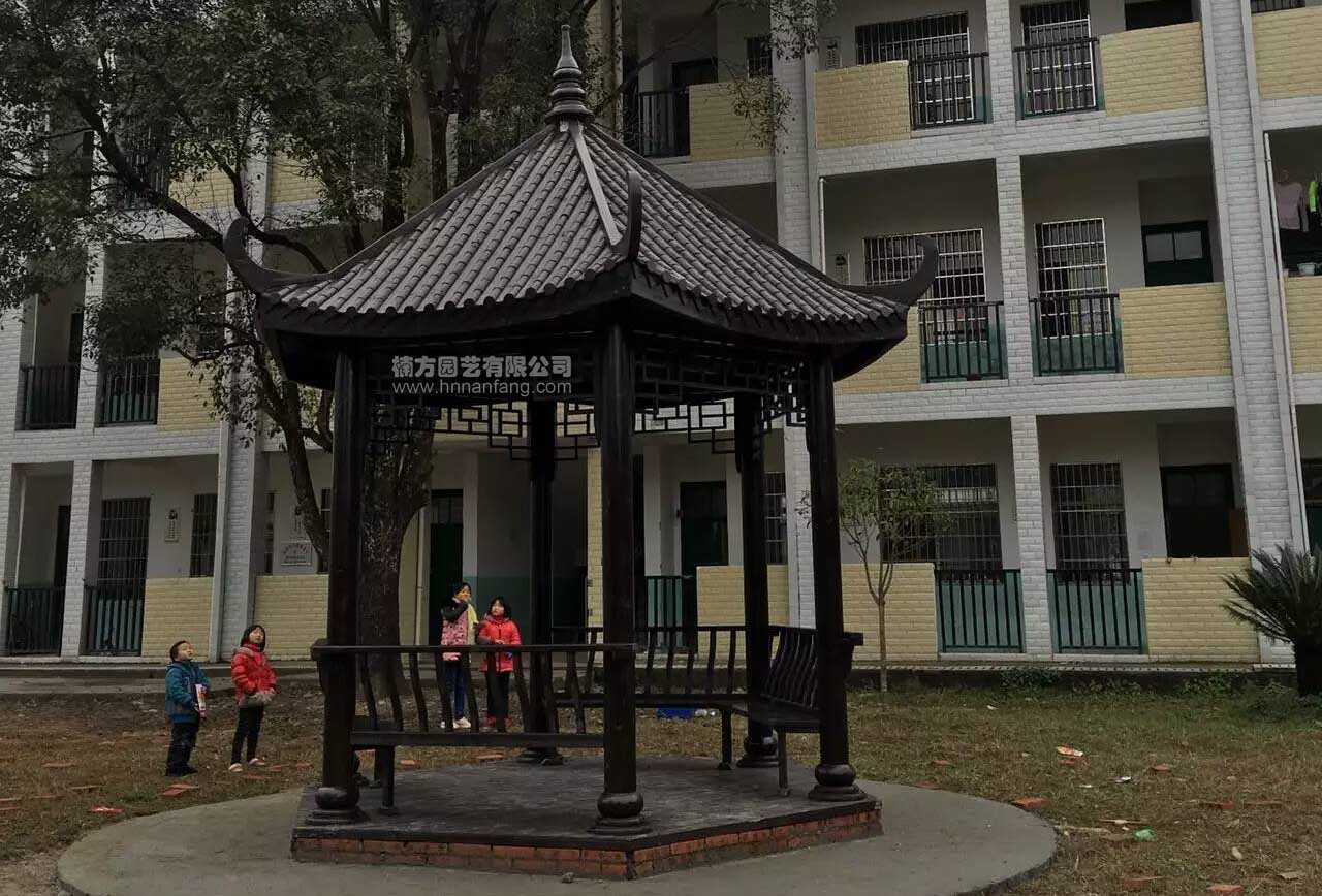 防腐木凉亭.jpg 防腐木凉亭.jpg