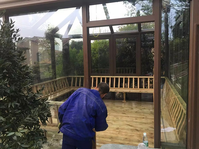 防腐木阳光房.jpg 防腐木阳光房.jpg