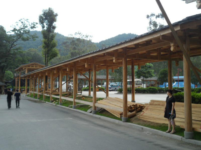 防腐木长廊.jpg 防腐木长廊.jpg