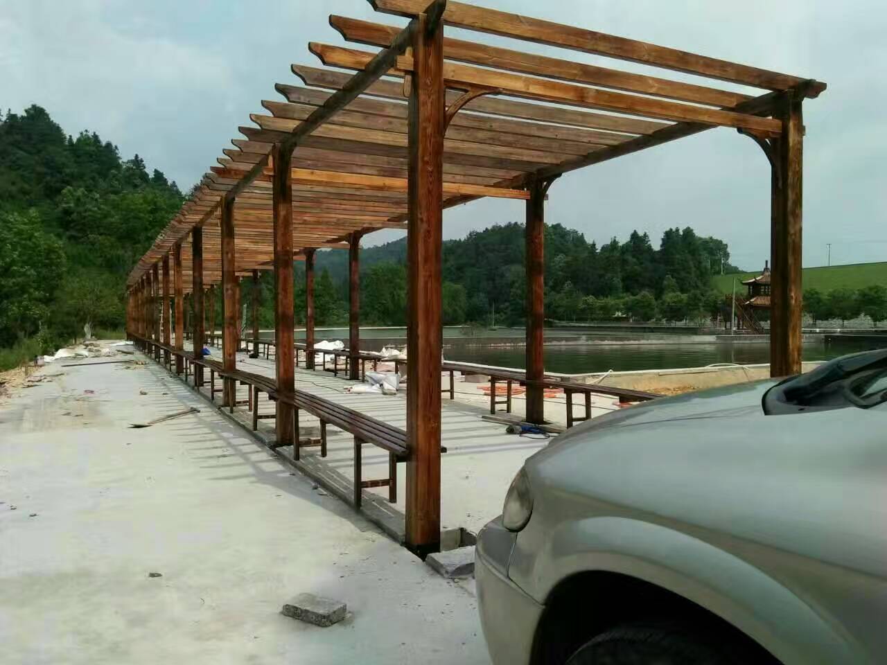 长沙防腐木花架.jpg 长沙防腐木花架.jpg