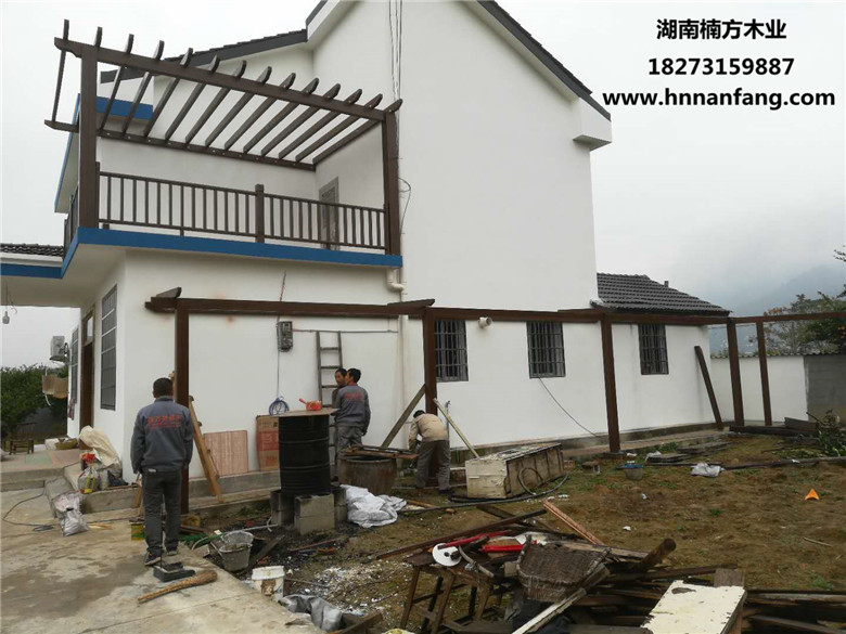 防腐木阳光房.jpg 防腐木阳光房.jpg