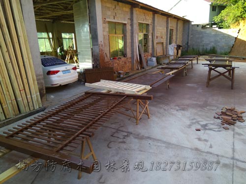 楠方防腐木制品厂.jpg 楠方防腐木制品厂.jpg