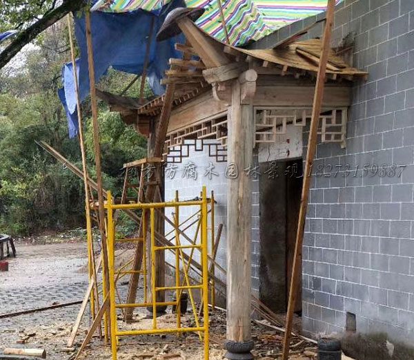 防腐木古建门楼.jpg 防腐木古建门楼.jpg