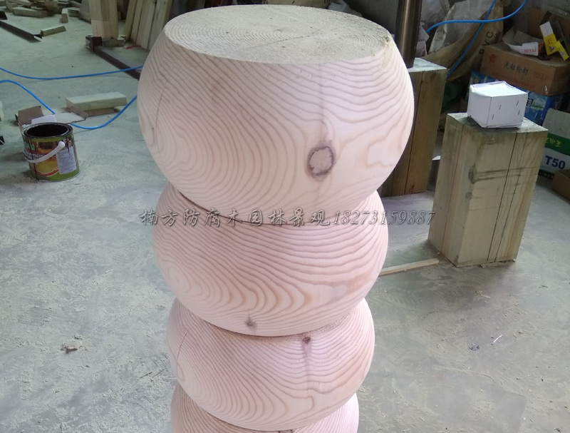 防腐木凉亭柱墩.jpg 防腐木凉亭柱墩.jpg