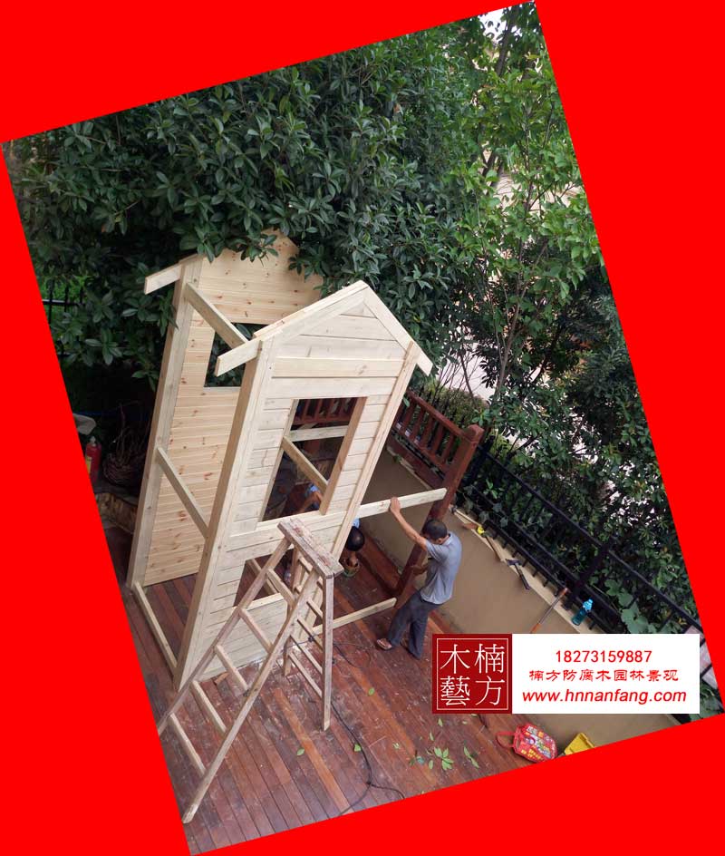 防腐木屋.jpg 防腐木屋.jpg