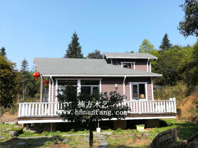 防腐木别墅木屋.jpg 防腐木别墅木屋.jpg