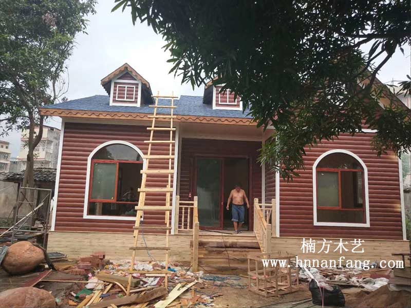 防腐木屋.jpg 防腐木屋.jpg