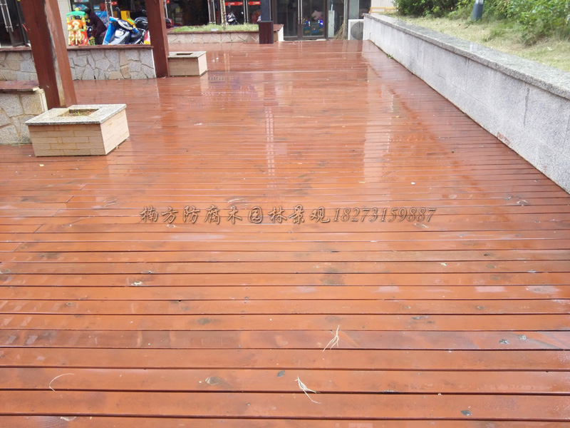 防腐木地板.jpg 防腐木地板.jpg